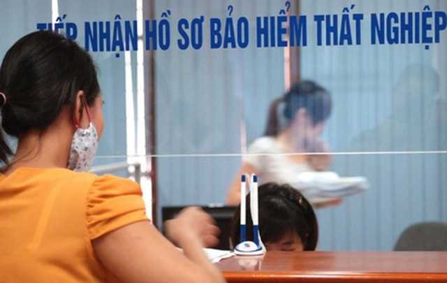 Người lao động đóng bảo hiểm thất nghiệp bằng 1% tiền lương tháng - ảnh 1 Hình ảnh: Người lao động đóng bảo hiểm thất nghiệp bằng 1% tiền lương tháng số 1