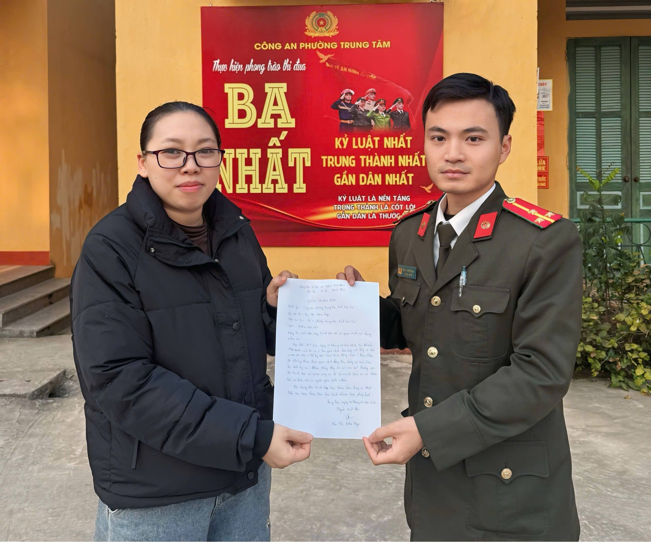 Một phụ nữ bất ngờ nhận được 1,4 tỷ đồng của người lạ và đã chuyển trả người gửi