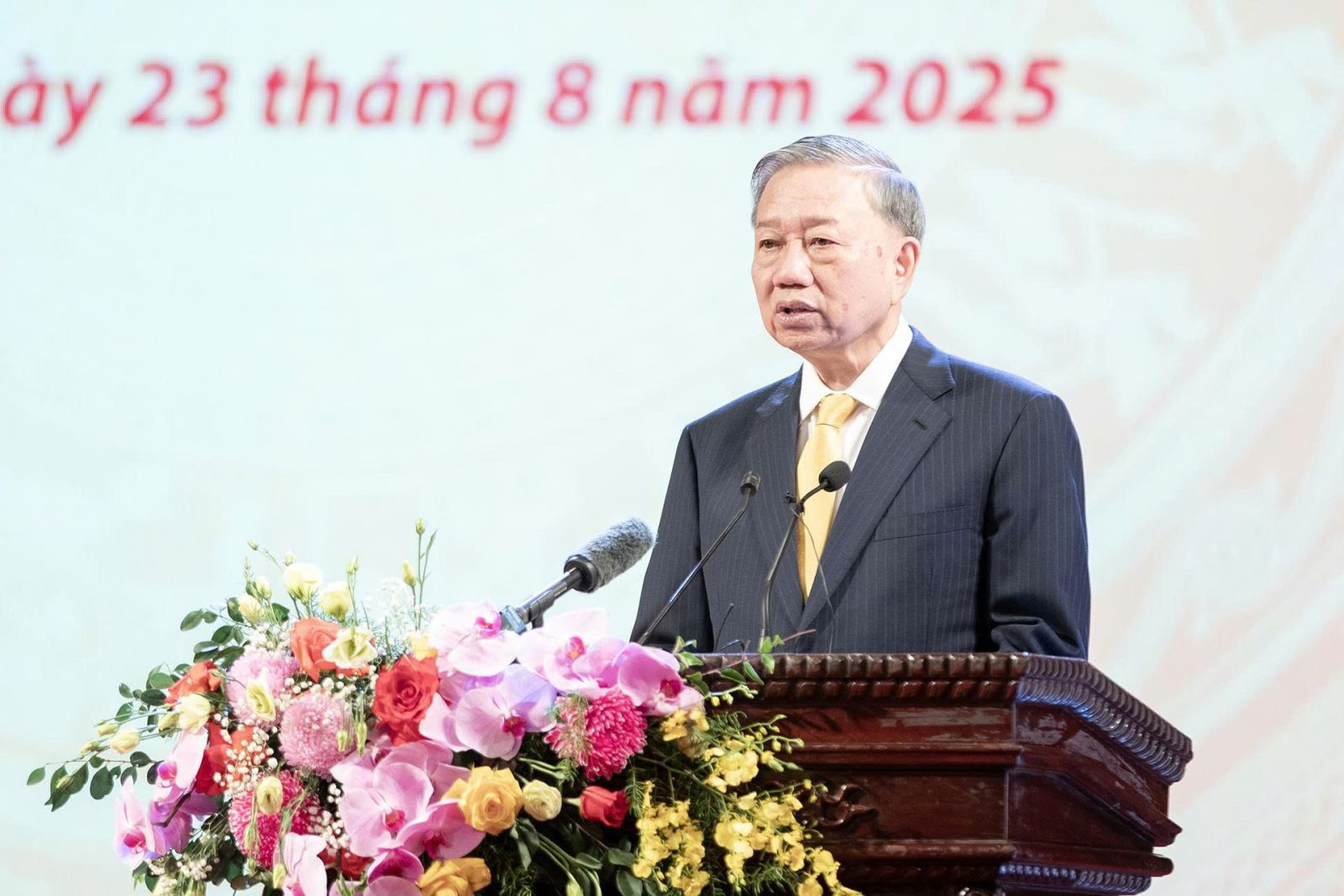 Hình ảnh: Văn hóa đi trước mở đường - Từ mạch nguồn dân tộc đến khát vọng phát triển bền vững số 1