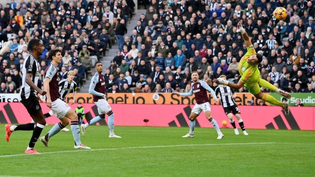 Chuyên da tách bóc mật độ kèo round Aston Villa vs Newcastle United Cùng sòng bạc kèo sòng bạc - Phân tích toàn diện cũng như nhắc công cùng trong khoảng thợ thủ dâm mang đến dự báo đảm bảo