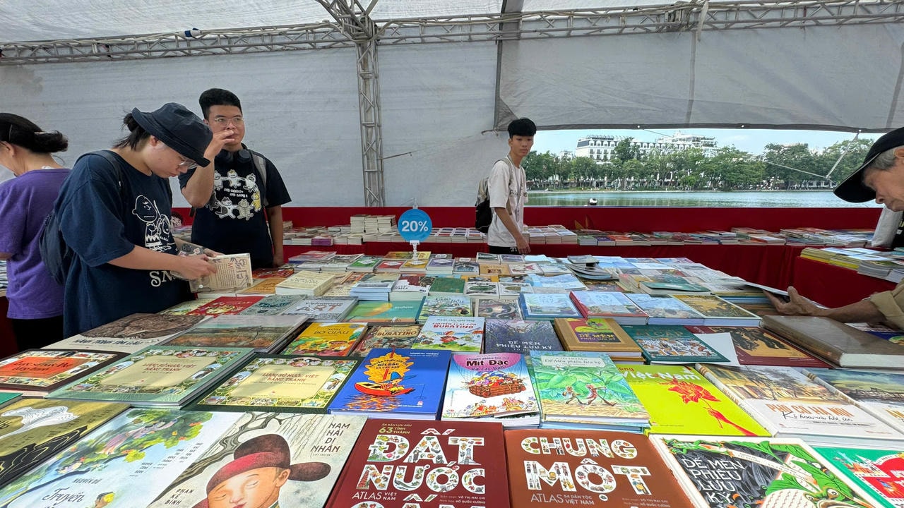Hình ảnh: Lĩnh vực xuất bản: Từ 'hậu phương tri thức' đến trụ cột sức mạnh mềm quốc gia số 3