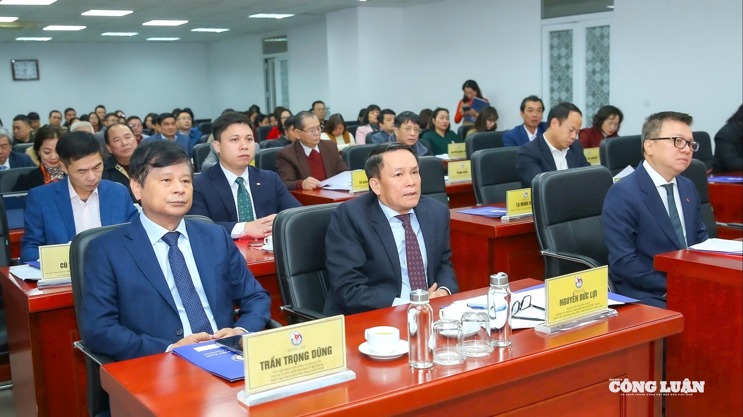 Hình ảnh: Công bố Quyết định chỉ định Bí thư Đảng ủy Trung ương Hội Nhà báo Việt Nam số 2