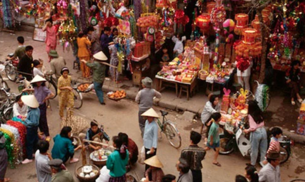 Chợ Tết quê xưa và nay: Nét cũ trong nhịp sống hiện đại