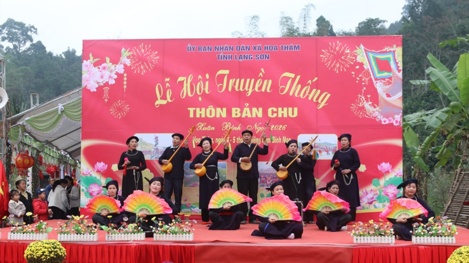 Lễ hội truyền thống thôn Bản Chu