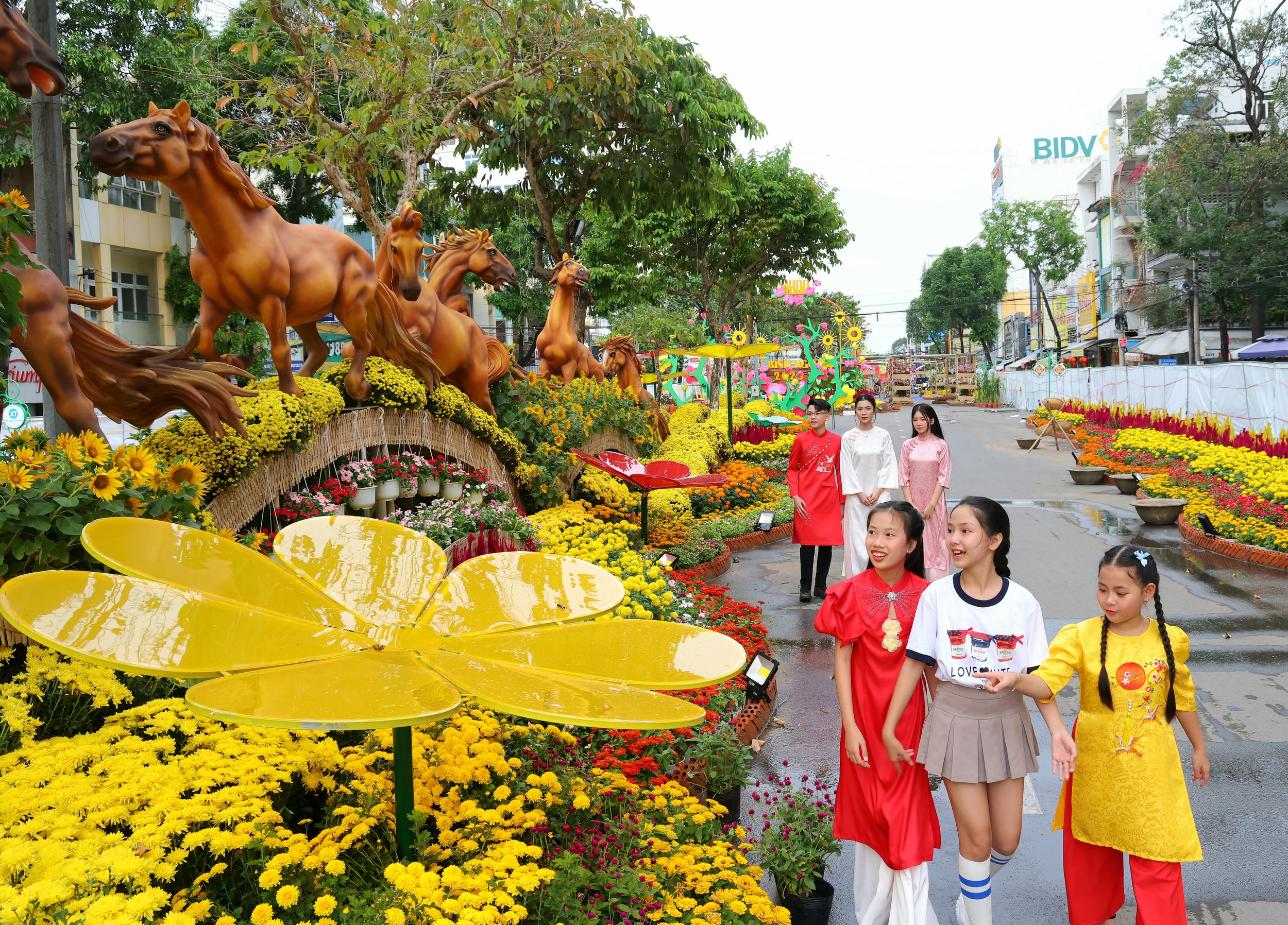 Cần Thơ đón khoảng 614.800 lượt khách đến tham quan trong dịp Tết Nguyên đán