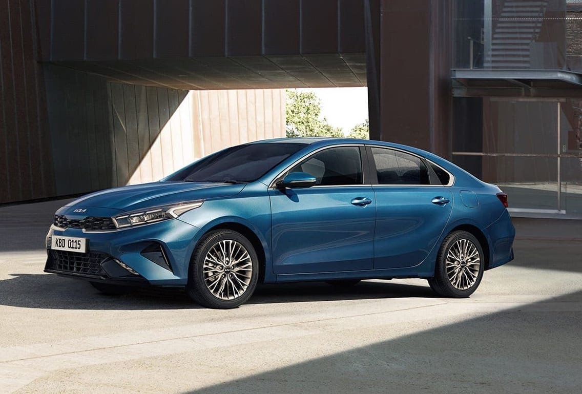 Kia K3 lặng lẽ rút 2 phiên bản khỏi danh mục sản phẩm tại Việt Nam