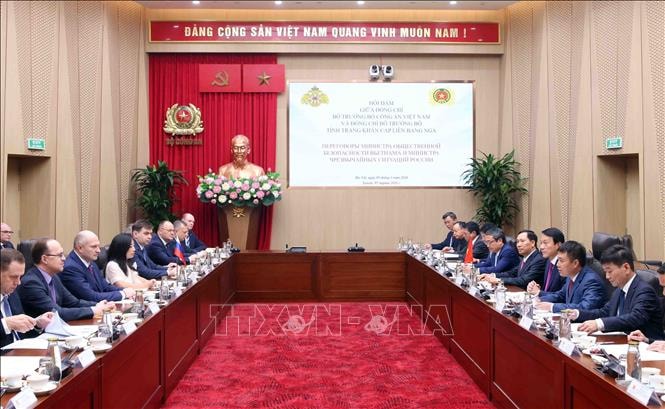 Hình ảnh: Thúc đẩy hợp tác giữa Bộ Công an Việt Nam và Bộ Tình trạng khẩn cấp Liên bang Nga số 4