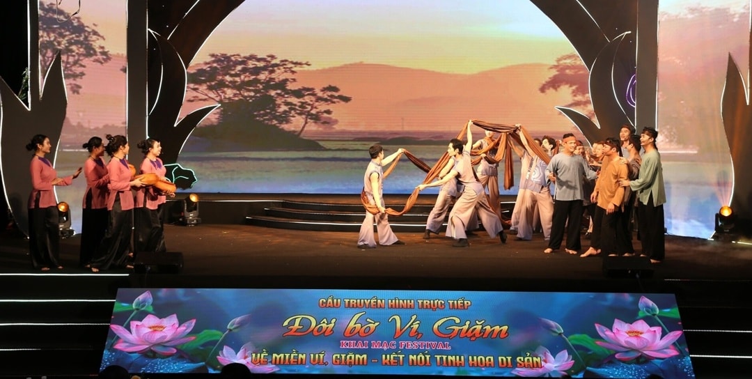 Nghệ An lên kế hoạch bảo tồn, phát huy giá trị di sản dân ca ví, giặm