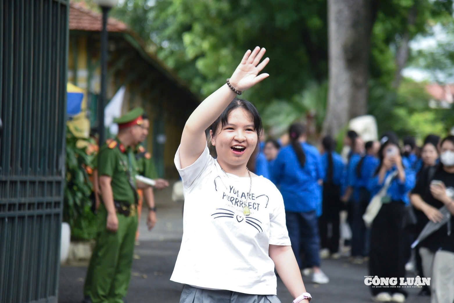 Hình ảnh: Cuộc đua vào lớp 10 khốc liệt nhất cả nước, gần 60.000 học sinh dự báo trượt công lập số 2