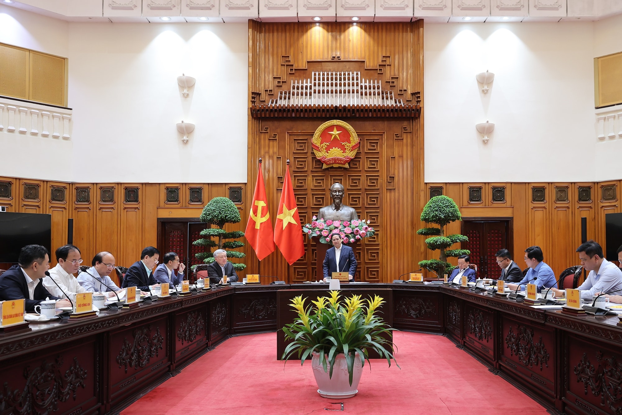 Thủ tướng: Đề xuất ứng ngân sách nhà nước hỗ trợ Quỹ bình ổn giá xăng dầu- Ảnh 2.