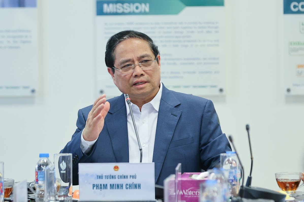 Hình ảnh: Thủ tướng: Xây dựng kho dự trữ xăng dầu chiến lược, triển khai trong trường hợp khẩn cấp số 2