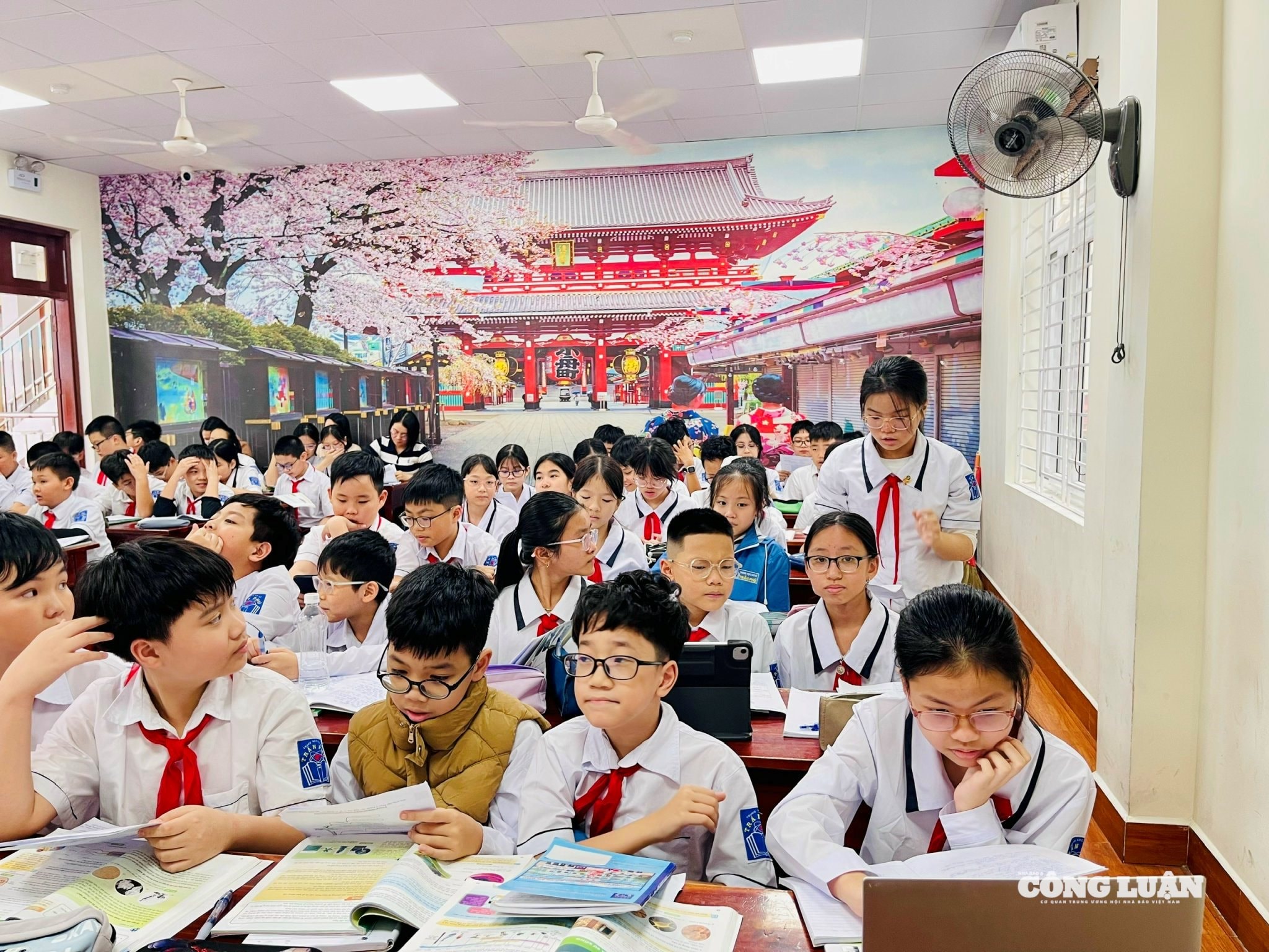 Hình ảnh: 3 đối tượng được ưu tiên tuyển thẳng vào lớp 10 số 1