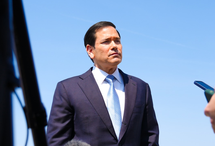 Mỹ nói sẽ xem xét lại mối quan hệ với NATO vì cuộc chiến ở Iran