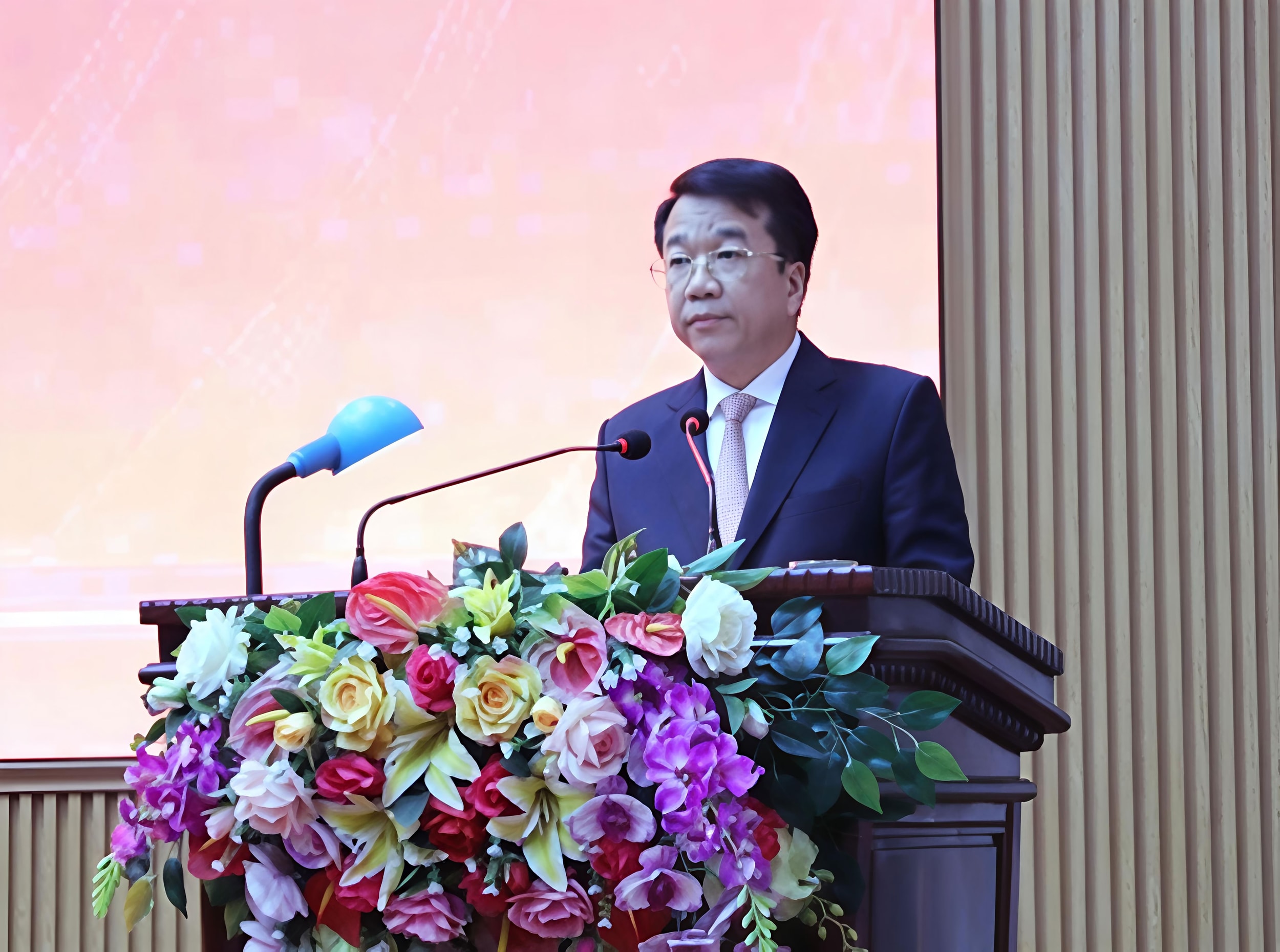 Thủ tướng phê chuẩn kết quả bầu Chủ tịch, Phó Chủ tịch UBND các tỉnh