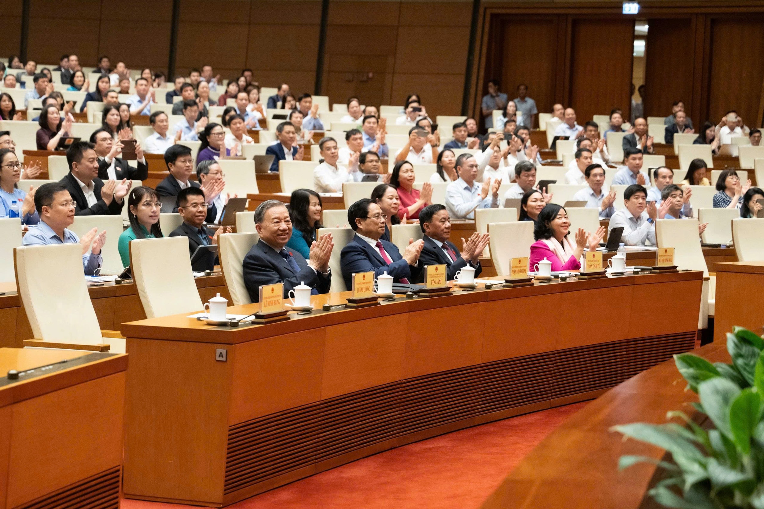 Hình ảnh: Quốc hội phê chuẩn bổ nhiệm 6 Phó Thủ tướng Chính phủ nhiệm kỳ 2026 - 2031 số 2