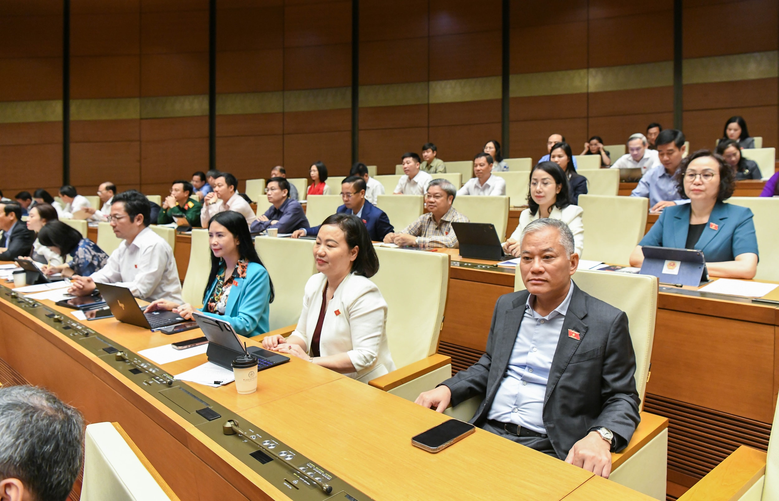 Hình ảnh: Quốc hội phê chuẩn bổ nhiệm 6 Phó Thủ tướng Chính phủ nhiệm kỳ 2026 - 2031 số 3