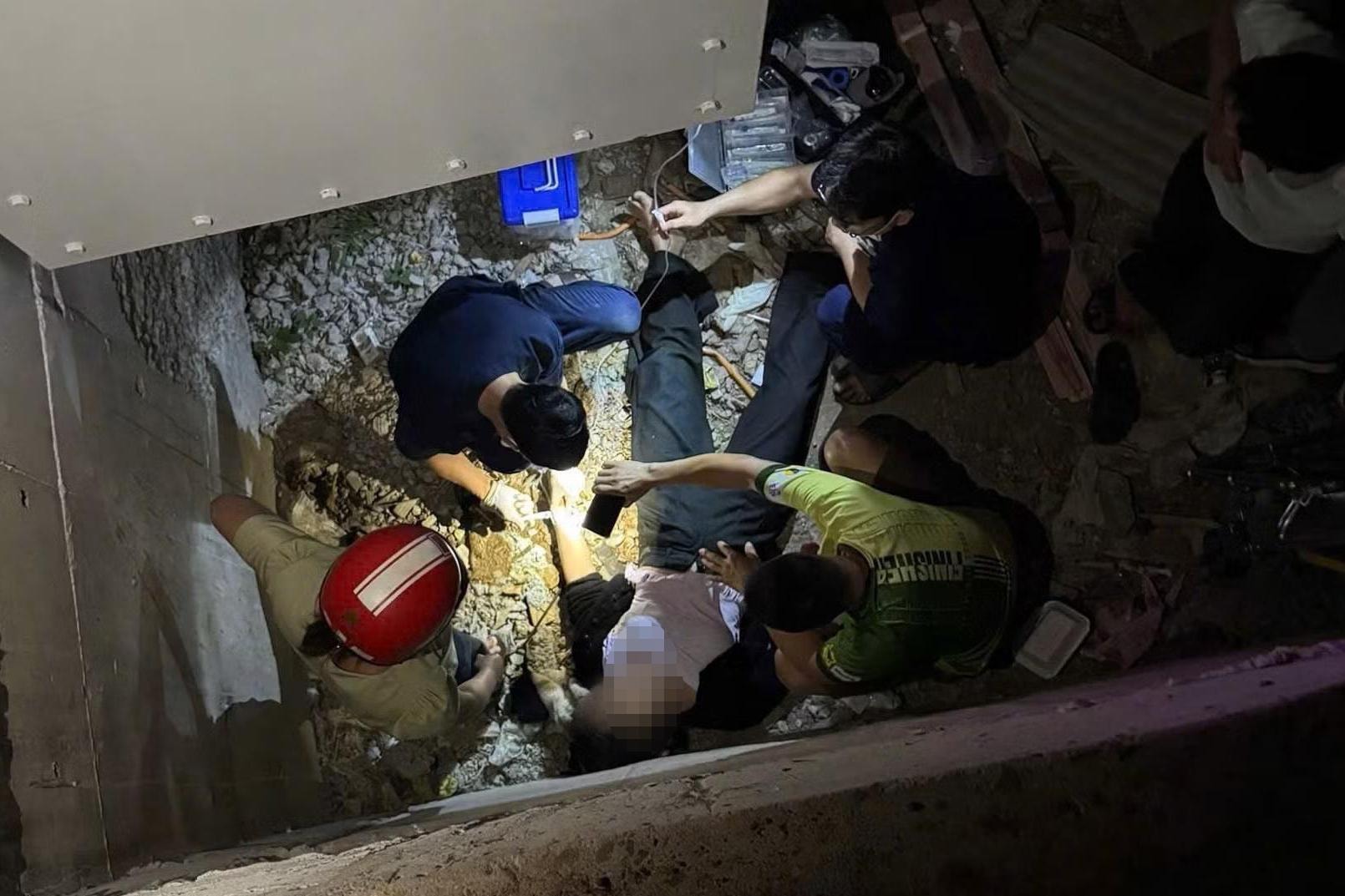 Gia Lai: Trèo lên cầu chụp ảnh trong đêm, người phụ nữ rơi xuống chân cầu