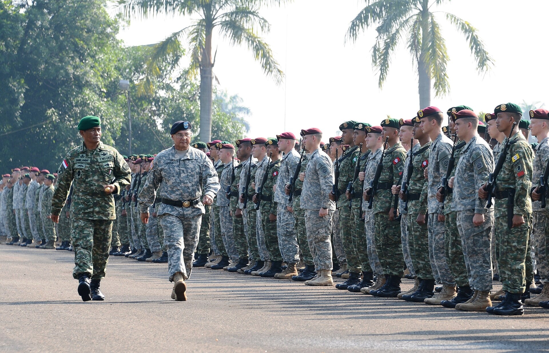 Mỹ cân nhắc rút bớt binh sĩ khỏi châu Âu