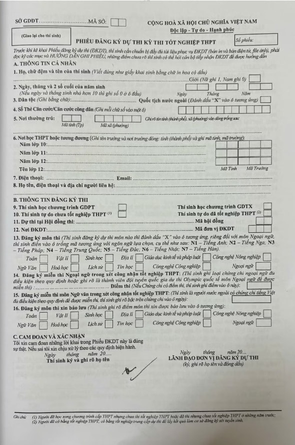 Hình ảnh: Hơn 1 triệu thí sinh chính thức đăng ký thi tốt nghiệp THPT 2026, lưu ý 'giờ chốt' không được sửa sai số 2