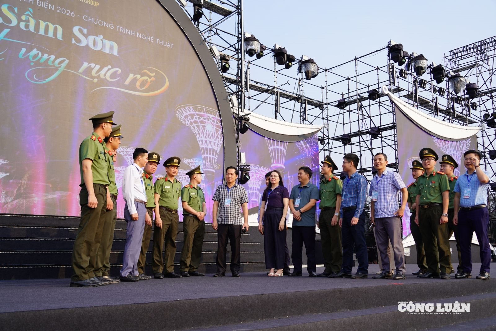 Thanh Hóa: Hơn 1.000 cán bộ, chiến sĩ Công an bảo đảm an ninh đêm hội “Sầm Sơn - Khát vọng rực rỡ”