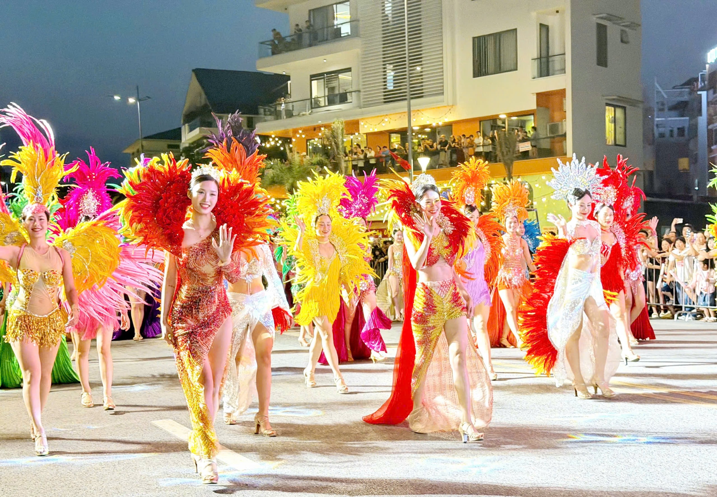 anh-2-carnaval-ha-long-2026.jpg