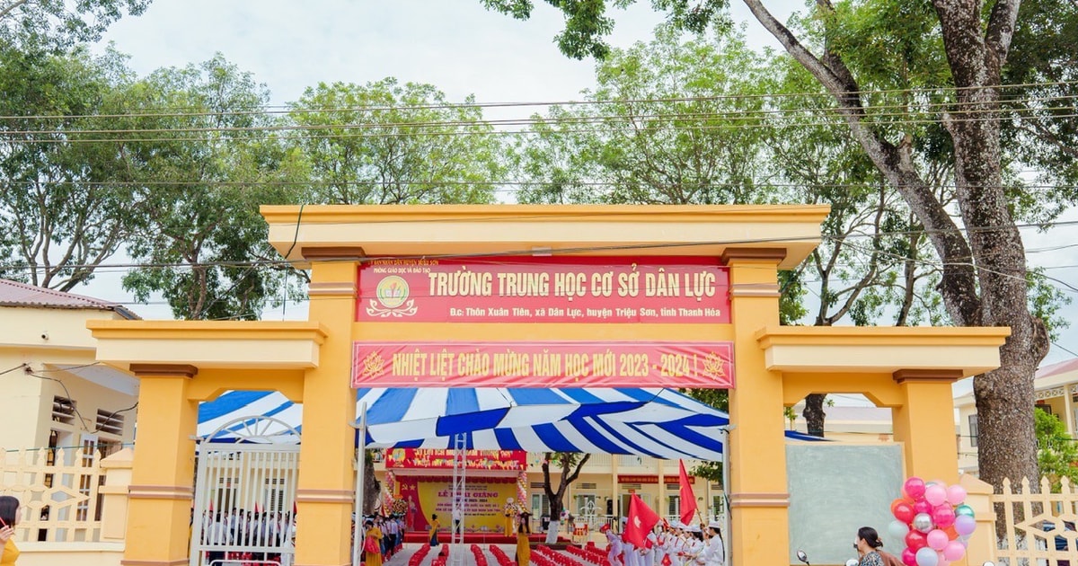 Tr%c6%b0%e1%bb%9dng%20Trung%20h%e1%bb%8dc%20c%c6%a1%20s%e1%bb%9f%20D%c3 ...