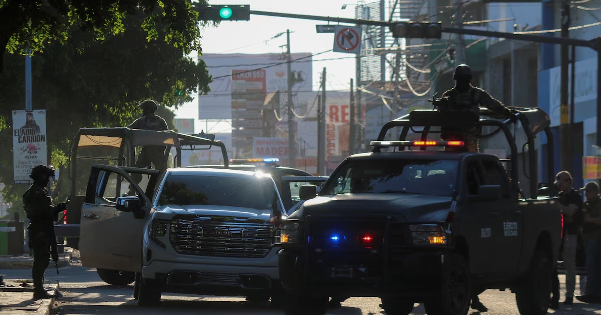 Băng đảng Sinaloa 'nội chiến' dữ dội, hơn 100 người chết ...