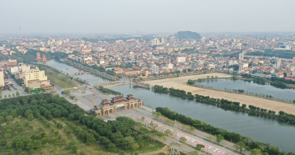 www.congluan.vn