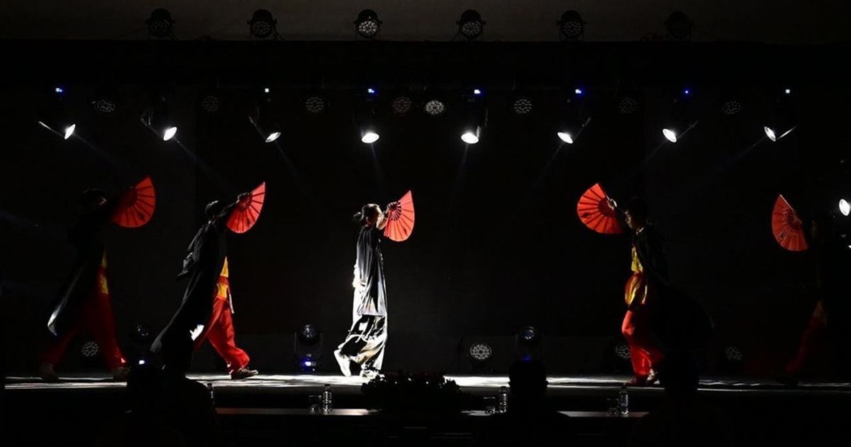 Hu%e1%ba%bf%20c%c3%b3%20th%c3%aam%20s%e1%ba%a3n%20ph%e1%ba%a9m%20du%20l ...