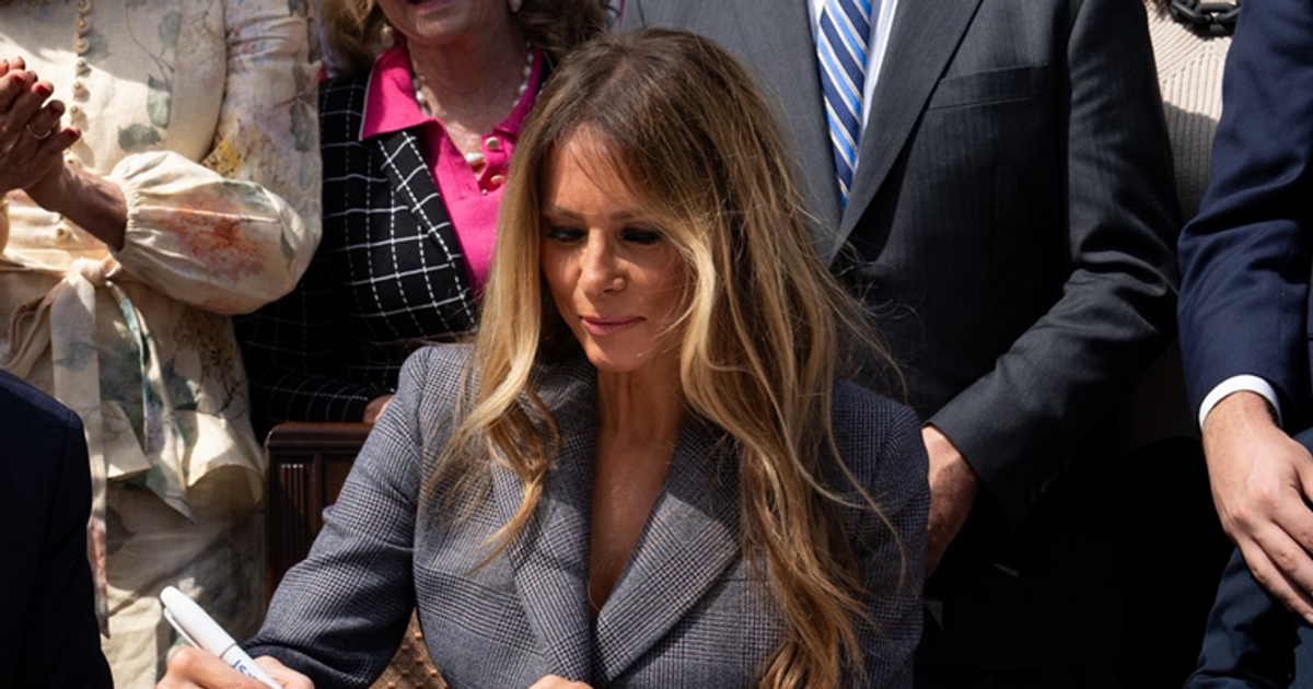 Đệ nhất phu nhân Melania bác bỏ cáo buộc liên quan đến Jeffrey Epstein