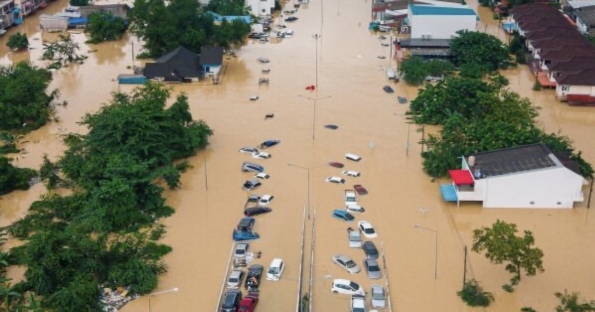 Bão lũ nghiêm trọng ở Đông Nam Á: Thái Lan vật lộn cứu trợ, Malaysia và Indonesia chịu thiệt hại lớn