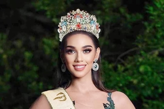 Naelah Alshorbaji trở thành Hoa hậu Trái Đất Philippines 2021