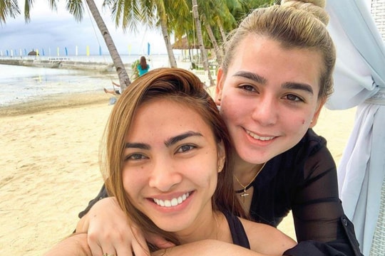 Cô gái đồng tính đăng quang Hoa hậu Hoàn vũ Philippines 2021