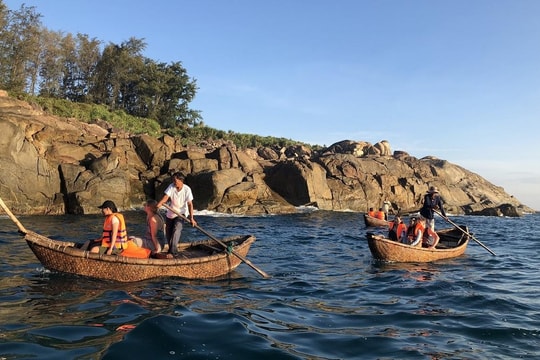 Quảng Ngãi phát triển du lịch cộng đồng gắn với bảo tồn văn hóa truyền thống