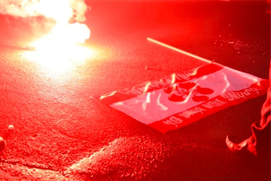 Chủ tịch CLB Hải Phòng nói gì về vụ cổ động viên nhà đốt pháo sáng?