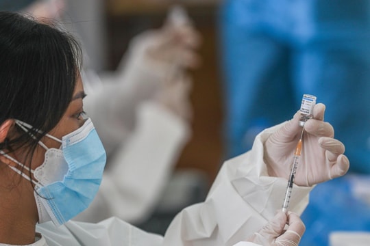 Ghi nhận thêm 2472 ca nhiễm COVID-19, có 109 ca thở oxy