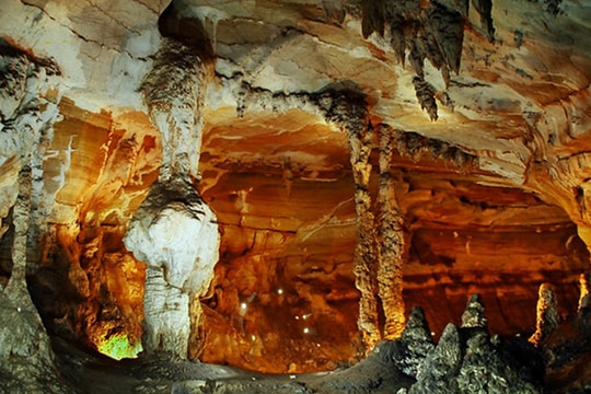 Động Tiên Sơn (Quảng Bình) mở cửa trở lại đón du khách thập phương