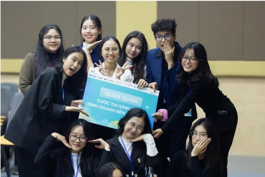 Miss Teen International Ngô Ngọc Gia Hân nhận giải thưởng đặc biệt trong ngày Sinh nhật