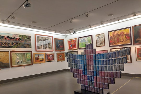 Gần 500 tác giả tham gia vẽ tranh Di sản văn hóa Việt Nam qua hội họa lần thứ I