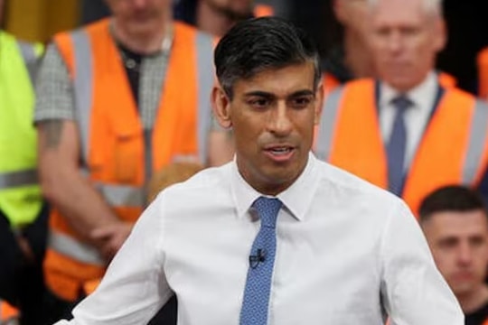 Chiến dịch tranh cử ở Vương quốc Anh bắt đầu với hai ứng viên Sunak và Starmer