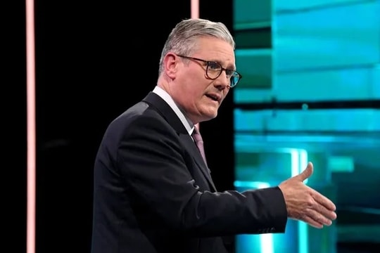 Bầu cử Vương quốc Anh: Thủ tướng Sunak thắng thế trong cuộc tranh luận trực tiếp