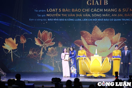 Giải Báo chí Quốc gia lần thứ XVIII - năm 2023: Báo Nhà báo & Công luận đạt giải B và giải khuyến khích