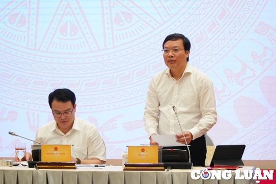 Cán bộ, công chức sẽ được chi trả tiền lương, phụ cấp theo quy định mới ngay từ 1/7/2024