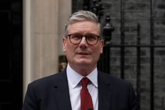 Tân Thủ tướng Anh sẽ hủy bỏ kế hoạch trục xuất người di cư