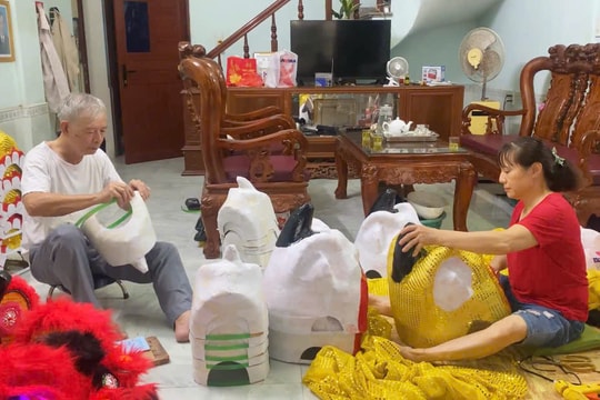 Gìn giữ nghề làm đầu lân truyền thống tại Thái Bình