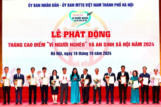 ​​Sunshine Homes đóng góp 5 tỷ đồng, chung tay đồng hành cùng Quỹ “Vì người nghèo” thành phố Hà Nội