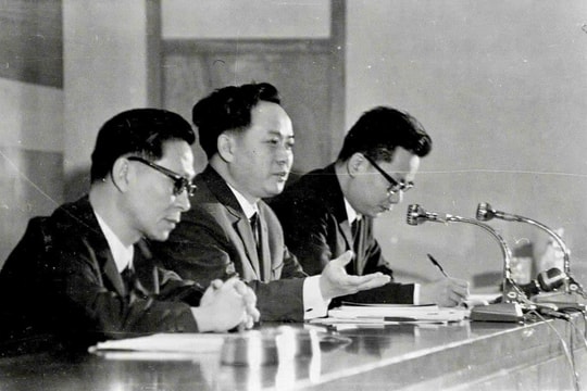 Nhà báo Lý Văn Sáu - sức hút của một nhân cách, một tài năng