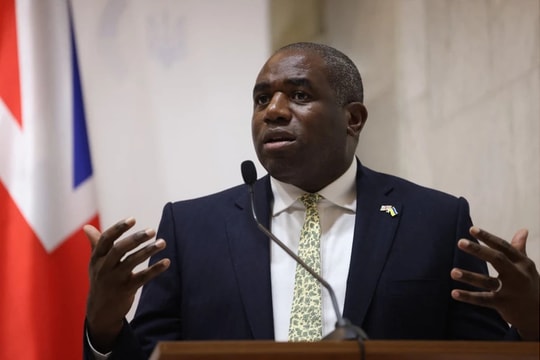 Anh trừng phạt thêm 30 tàu chở dầu của Nga