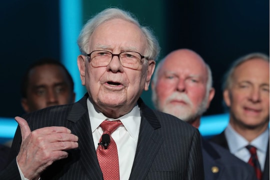 Warren Buffett nói về 'sự ra đi' của mình, tặng thêm 1 tỷ USD cho các tổ chức từ thiện