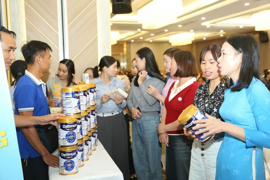 Dinh dưỡng đủ đầy cho mẹ và bé